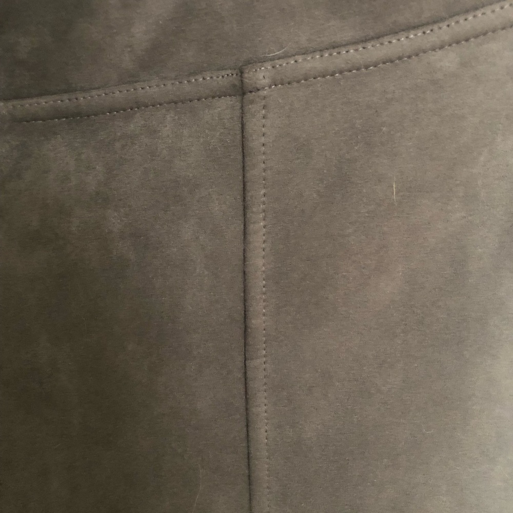 Ladies pants - Picture 3 of 3